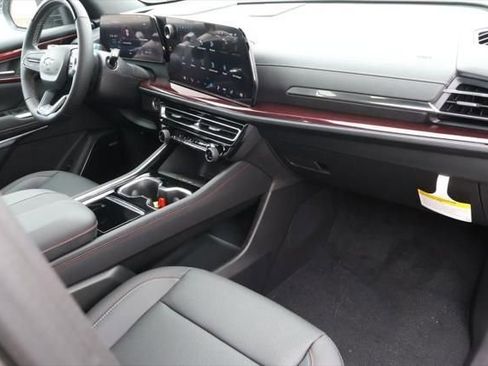 New 2026 Chevrolet Traverse Z71 w/ Enhanced Driving Package image 42