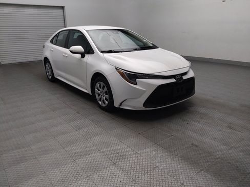 Used 2022 Toyota Corolla LE FWD image 13