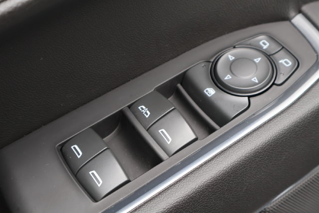 Used 2023 Chevrolet Silverado 1500 LT AWD/4WD image 18