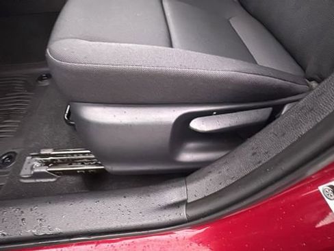 Used 2024 Toyota Corolla LE image 27