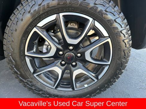 Used 2025 Jeep Compass Trailhawk AWD/4WD image 26