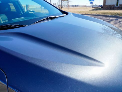 Used 2023 Chevrolet Equinox LT image 40