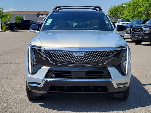 New 2025 Cadillac Escalade IQ Luxury 2 w/ LPO, Etrunk Organizer Package image 47