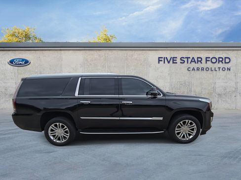 Used 2019 Cadillac Escalade ESV 2WD image 9