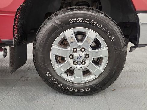 Used 2014 Ford F150 XLT w/ Equipment Group 302A Luxury AWD/4WD image 22