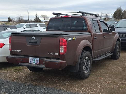 Used 2018 Nissan Frontier PRO-4X w/ Pro-4x Luxury Package image 2