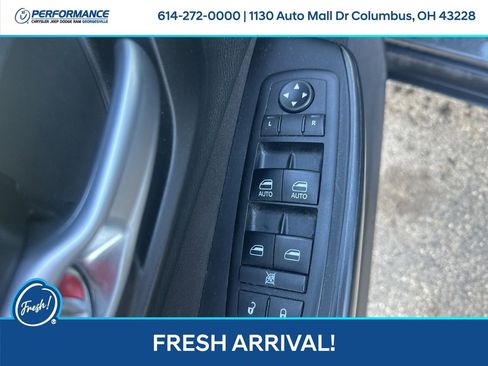 Used 2016 Jeep Cherokee Latitude w/ Cold Weather Group image 12