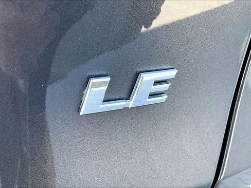 Used 2025 Toyota RAV4 LE image 10