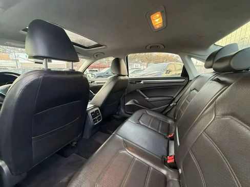 Used 2017 Volkswagen Passat 1.8T SE image 51