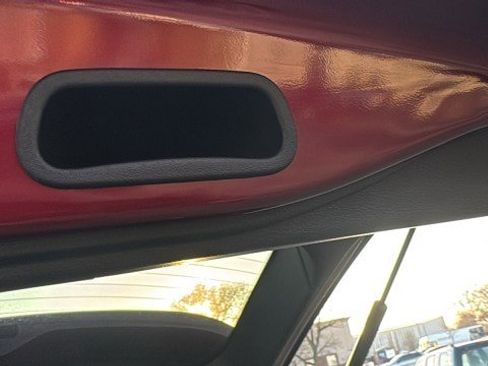 Used 2021 Jeep Grand Cherokee Limited image 29