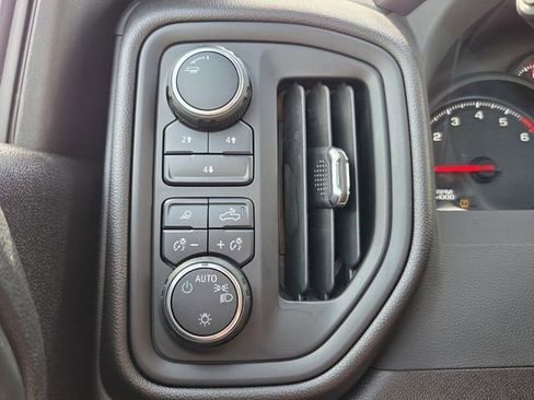 Certified 2025 Chevrolet Silverado 2500 Custom w/ Custom Value Package AWD/4WD image 15