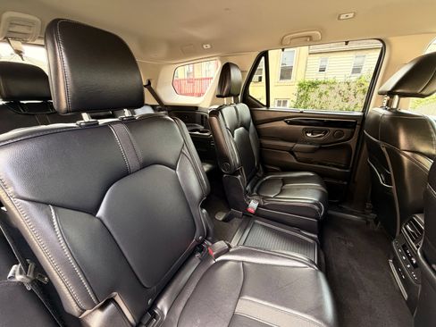 Used 2024 Honda Pilot EX-L image 23