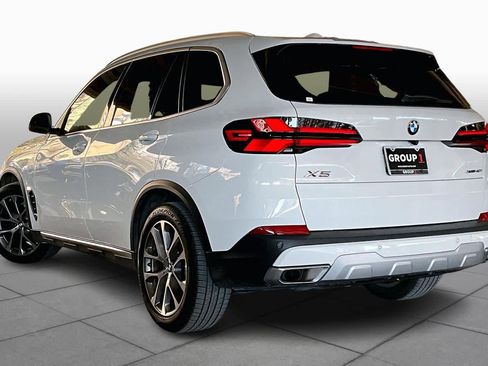 Used 2024 BMW X5 xDrive40i w/ Premium Package image 12