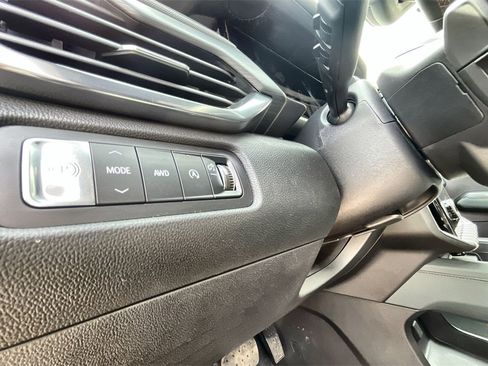 New 2025 GMC Acadia AT4 w/ Super Cruise Package image 18