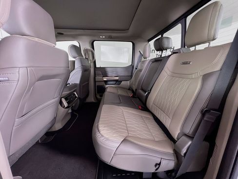 New 2026 Ford F250 Platinum w/ Platinum Plus Package AWD/4WD image 29