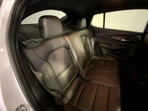 Used 2025 Buick Envista Sport Touring FWD image 23