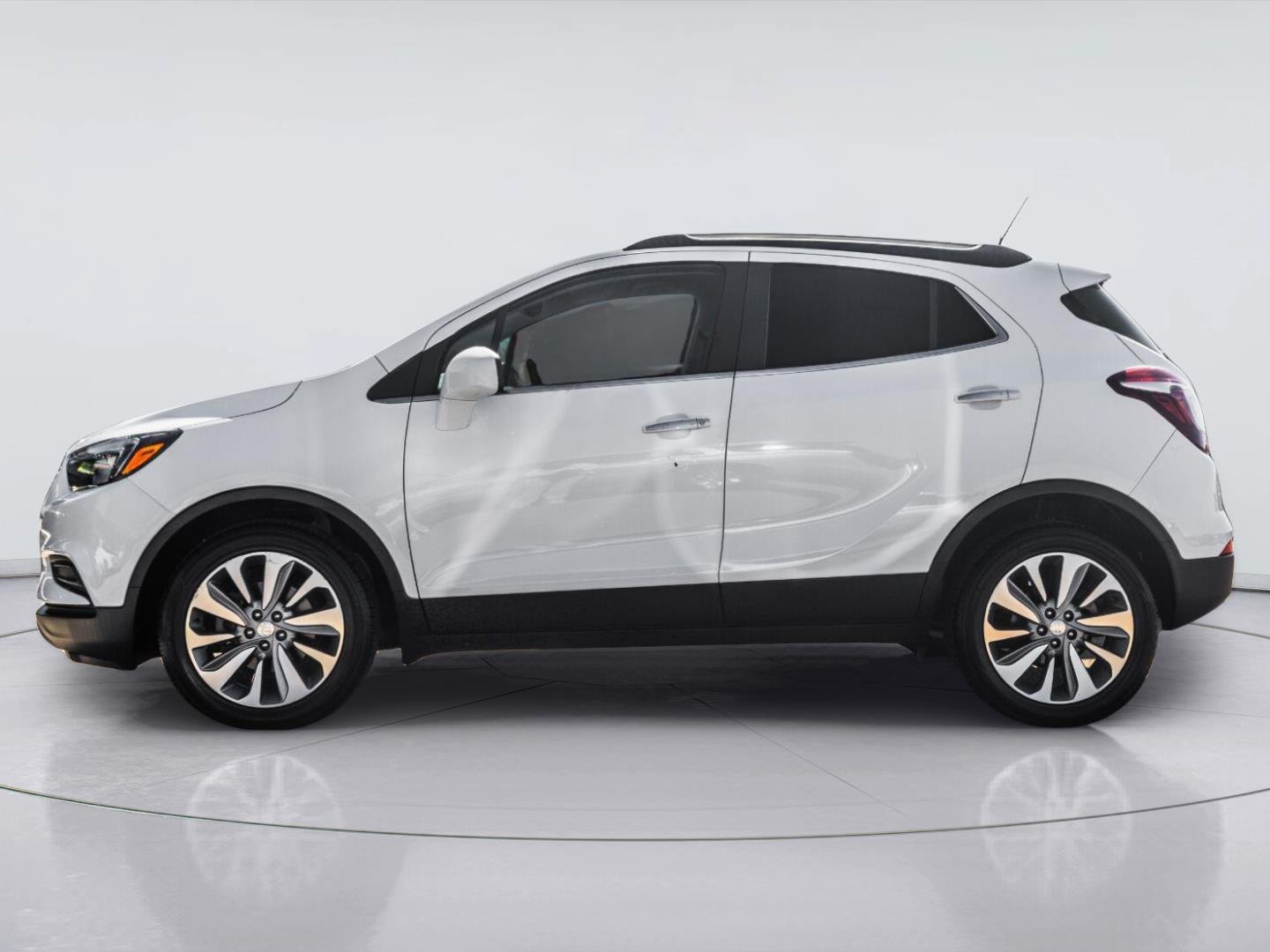 Used 2020 Buick Encore Preferred FWD image 6