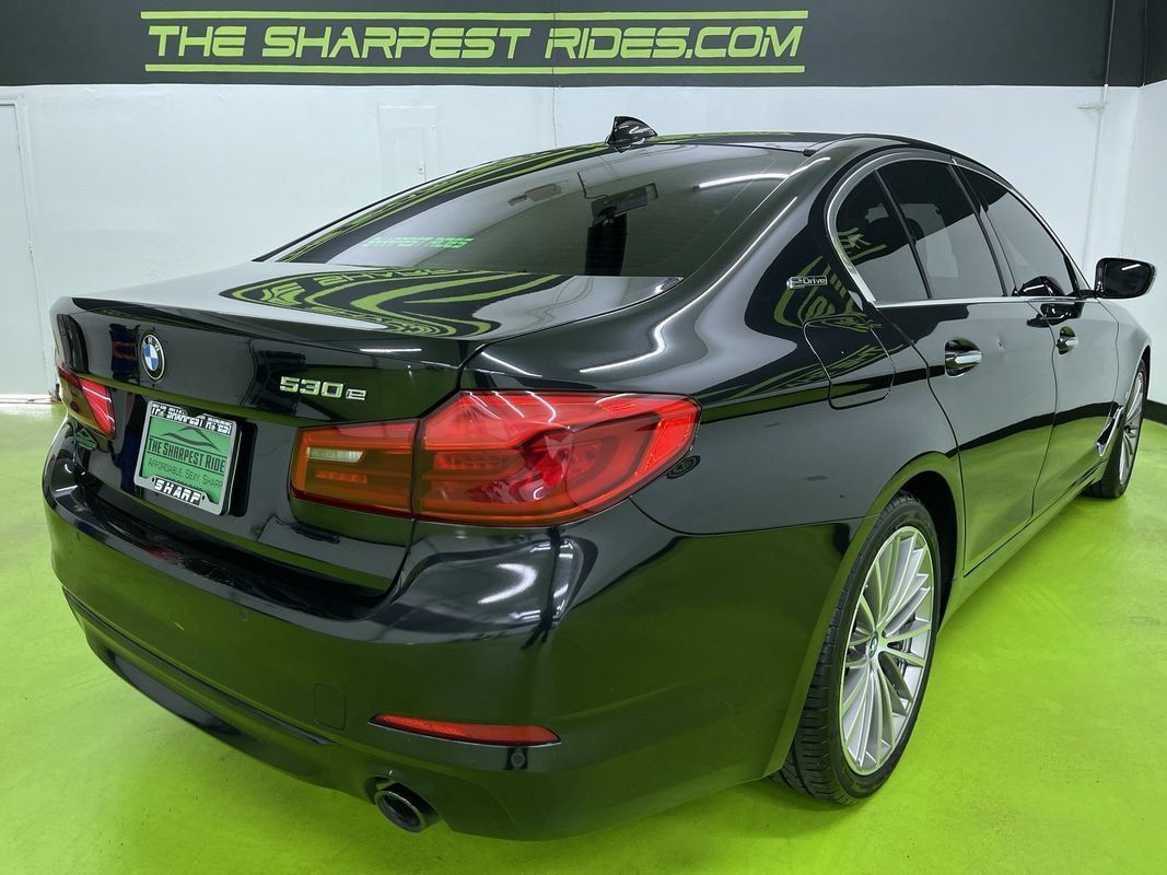Used 2018 BMW 530e w/ Premium Package 2 RWD image 10