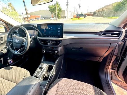 Used 2023 Ford Escape Active w/ Tech Pack #1 AWD/4WD image 12
