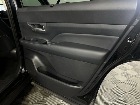 Used 2025 Toyota Grand Highlander AWD image 30