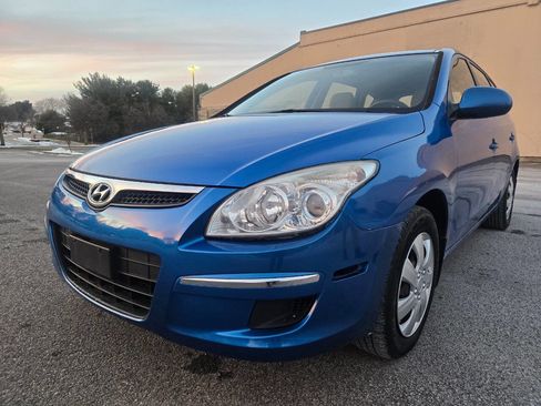 Used 2010 Hyundai Elantra GLS FWD image 1