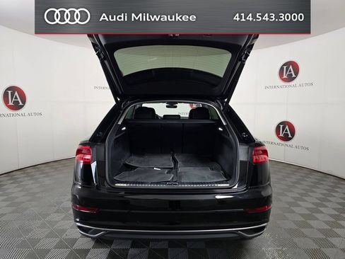 Used 2023 Audi Q8 Premium w/ Convenience Package AWD/4WD image 9