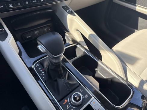 Used 2023 Kia Telluride S image 26