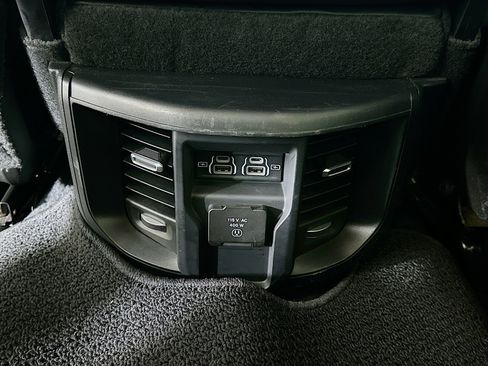 Used 2024 RAM 2500 Laramie w/ Safety Group image 28