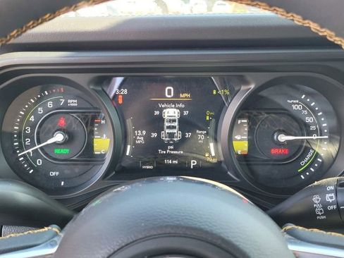 New 2025 Jeep Wrangler Unlimited Sahara w/ Safety Group AWD/4WD image 10