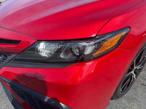 Used 2021 Toyota Camry SE FWD image 30
