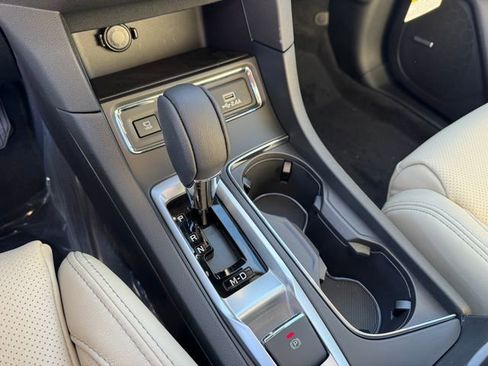 New 2026 Subaru Ascent Limited AWD/4WD image 30