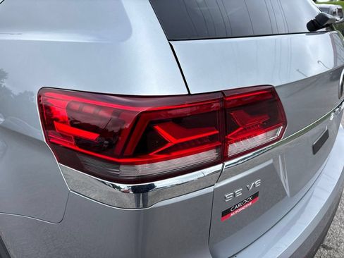 Certified 2023 Volkswagen Atlas SE w/ Panoramic Sunroof Package FWD image 14