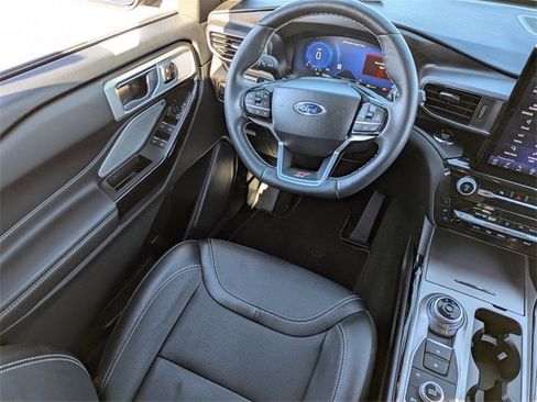Used 2024 Ford Explorer ST w/ Equipment Group 401A image 18