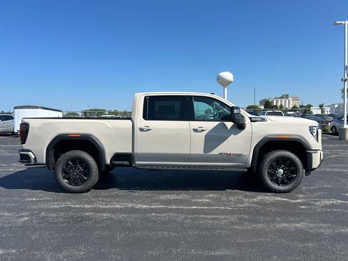 New 2026 GMC Sierra 2500 AT4 w/ AT4 Premium Plus Package AWD/4WD image 11
