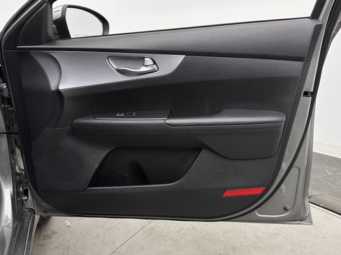 Used 2022 Kia Forte LXS image 30