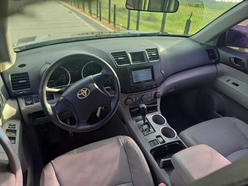 Used 2008 Toyota Highlander 2WD image 2