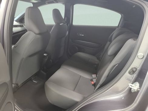 Used 2021 Honda HR-V Sport image 18