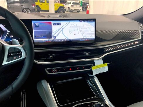 New 2026 BMW X6 M60i image 6