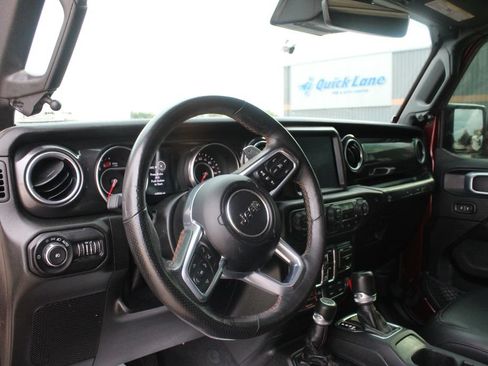 Used 2021 Jeep Wrangler Unlimited Rubicon w/ Xtreme Recon 35" Tire Package AWD/4WD image 2