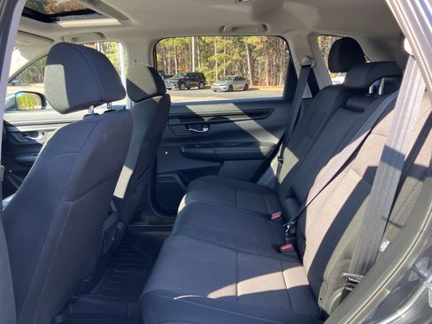 Used 2025 Honda CR-V EX image 33