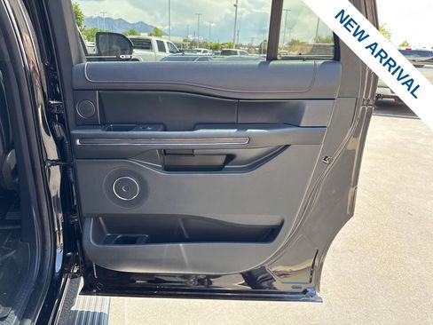 Used 2023 Ford Expedition Max Limited AWD/4WD image 13