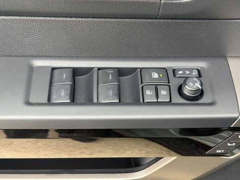 Used 2026 Toyota Tundra Limited w/ Power Package AWD/4WD image 22