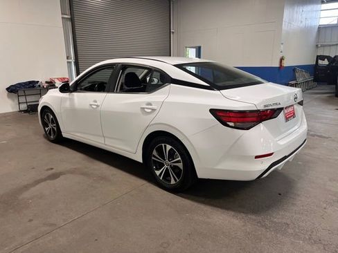 Used 2022 Nissan Sentra SV image 5