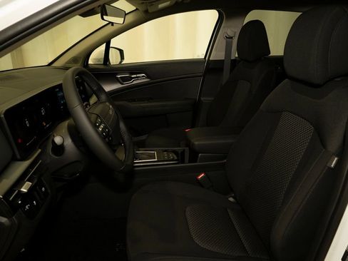New 2026 Kia Sportage LX AWD/4WD image 11