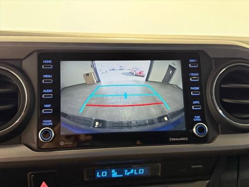 Used 2022 Toyota Tacoma SR5 image 25