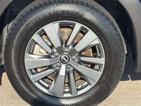Used 2024 Nissan Pathfinder SV AWD/4WD image 31