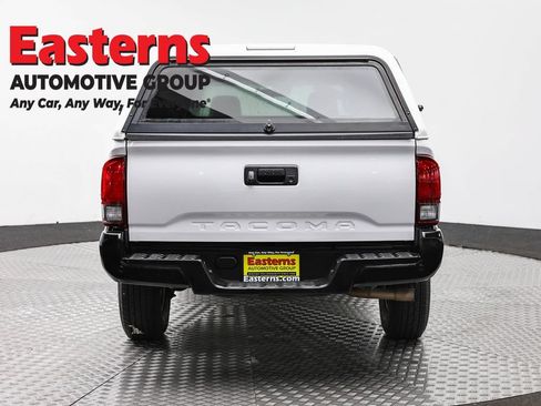Used 2018 Toyota Tacoma SR RWD image 6