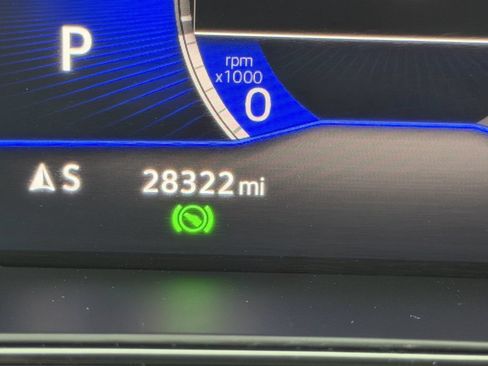 Certified 2022 Volkswagen Taos SE FWD image 31
