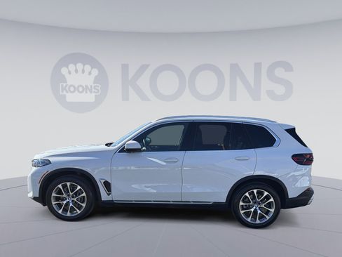 Used 2024 BMW X5 xDrive40i image 2