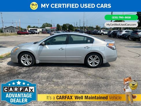 Used 2012 Nissan Altima 3.5 SR w/ Sport Pkg FWD image 8